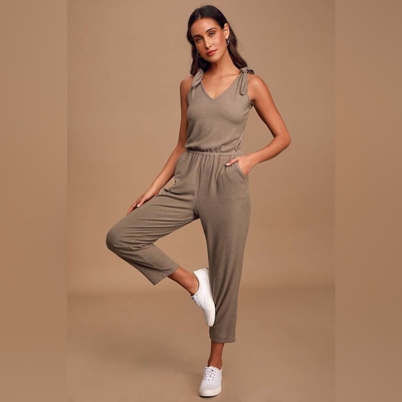 Lulus taupe jumpsuit tie strap ribbed knit size small - Picture 1 of 14